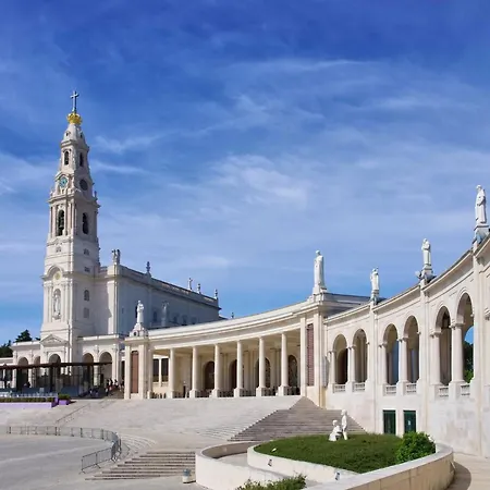 Peninsular Отель